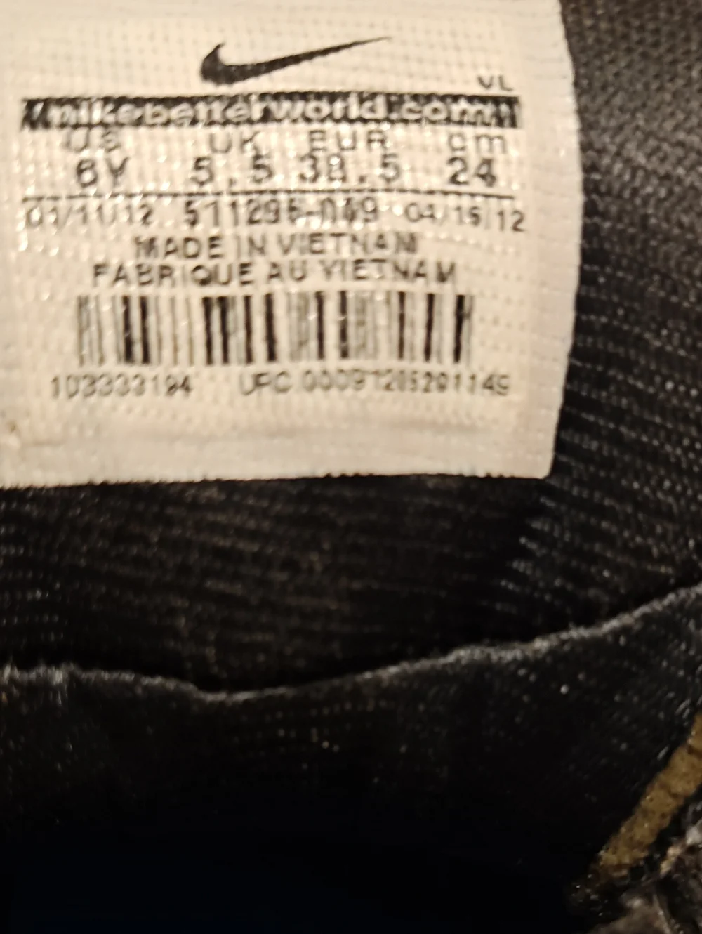 Nike Youth Black and White Athletic Football Cleats